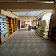 Lokal na sprzedaż