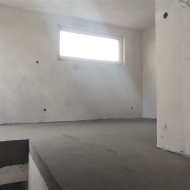 Dom na sprzedaż